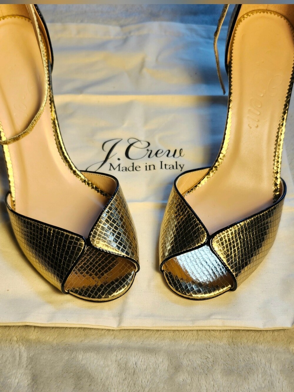 Rylie Peep Toe Heel In Snakeskin Gold